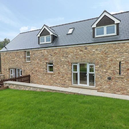 Woodpecker Barn Villa Pontyclun Exteriör bild